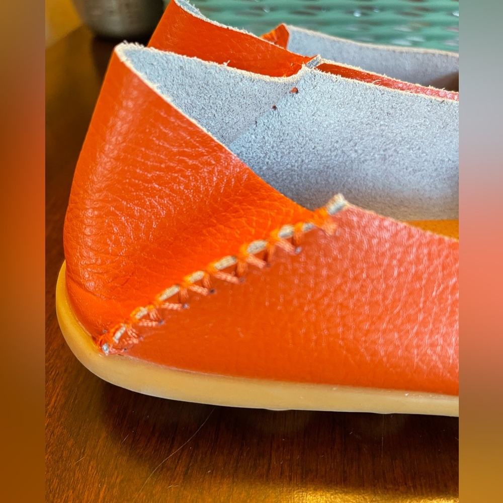 Venus Celia Leather Orange Slip On‘S Rubber Bottoms  US size 7.5 - Picture 6 of 11